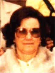 Maria Rosario Puga da Costa (126 KB)
1983
Huwelijk van nicht Fernanda
(Click on Picture to View Full Size)